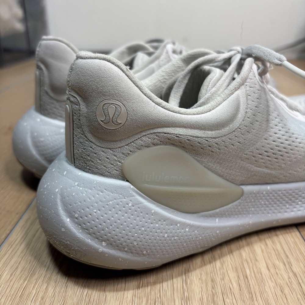 Lululemon Beyondfeel Running Shoes Bone Silver White LW9FGCS Womens Size‎ 8.5 - Picture 3 of 11